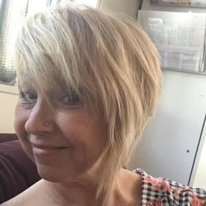 Meet your Posher, Henrietta